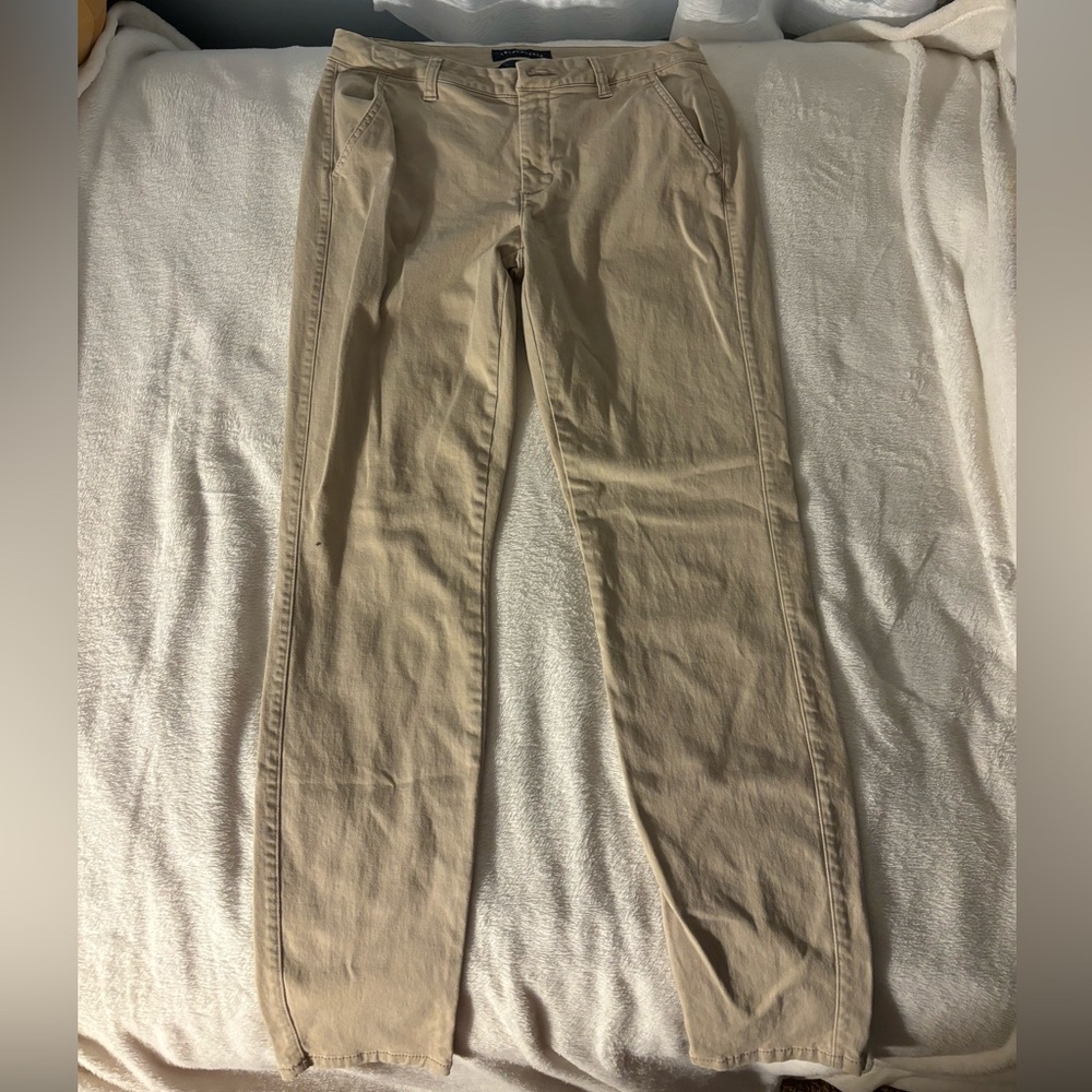 Aeropostle skinny khaki pants